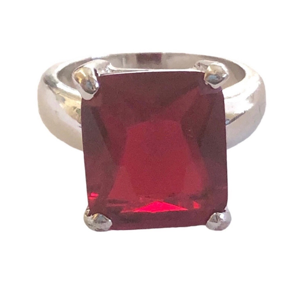 Ruby red chunky emerald cut faux gemstone ring size 7